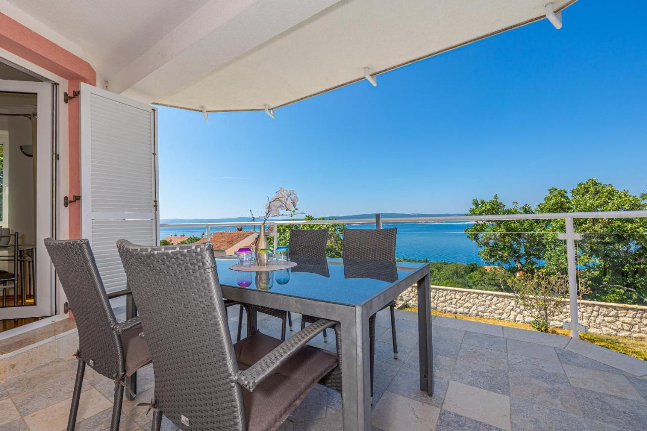 Bella Adria Apartmani Dramalj Exterior foto