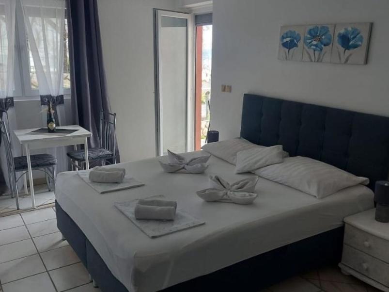 Bella Adria Apartmani Dramalj Exterior foto