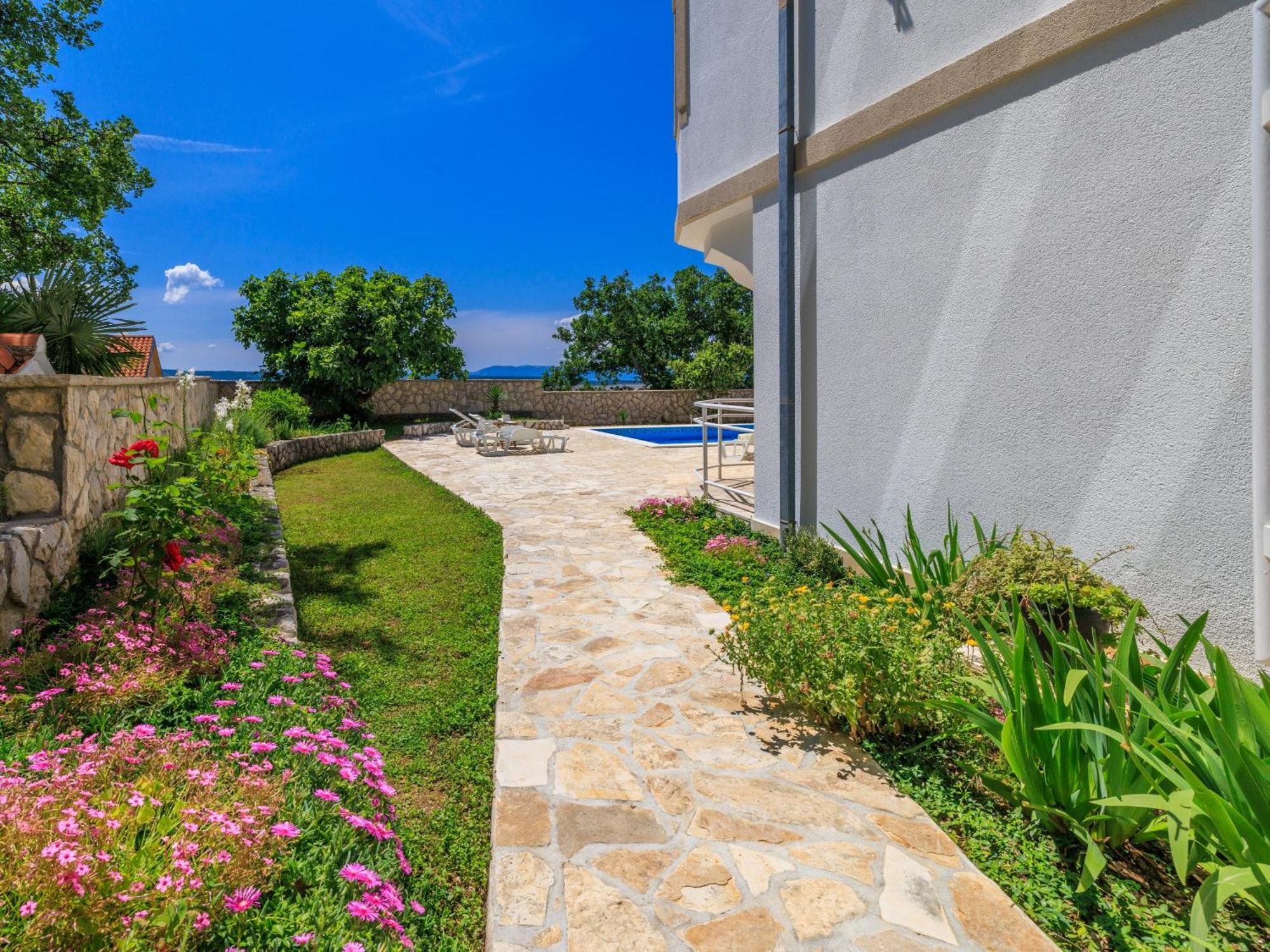 Bella Adria Apartmani Dramalj Exterior foto
